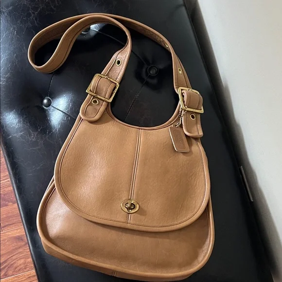 Vintage Coach Crescent Leather Saddle Bag - Picture 1 of 13